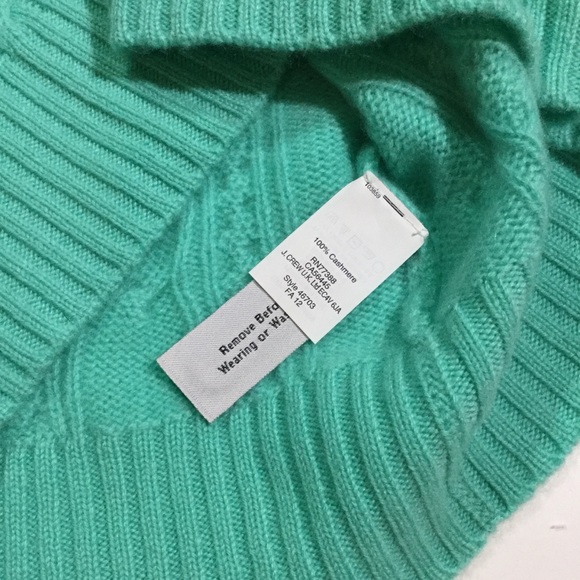 J.Crew Sz S 100% Italian Cashmere Cable Sweater - Picture 3 of 8